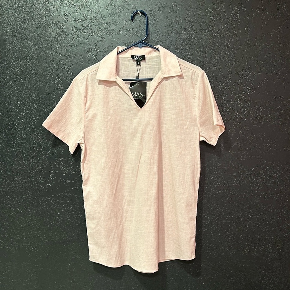 BOOHOO MAN Men’s Pink Shirt/Shorts outfits Size Small NWT